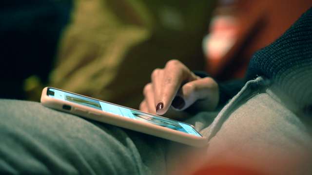 Звідки з'являється залежність від смартфона?_3