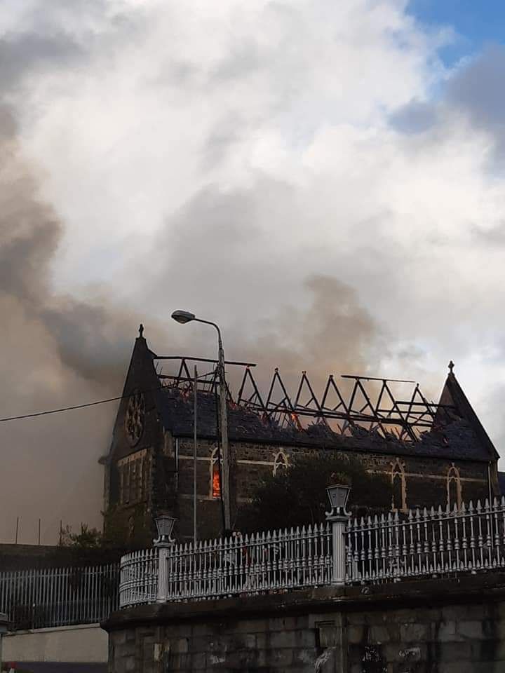 В Ірландії згорів середньовічний храм_3