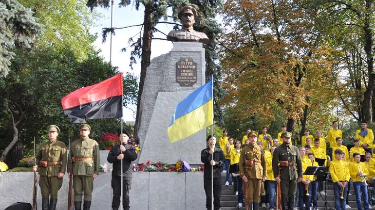 У Києві встановили пам'ятник Болбочану, який звільняв, Київ, Крим та Полтавщину від більшовиків