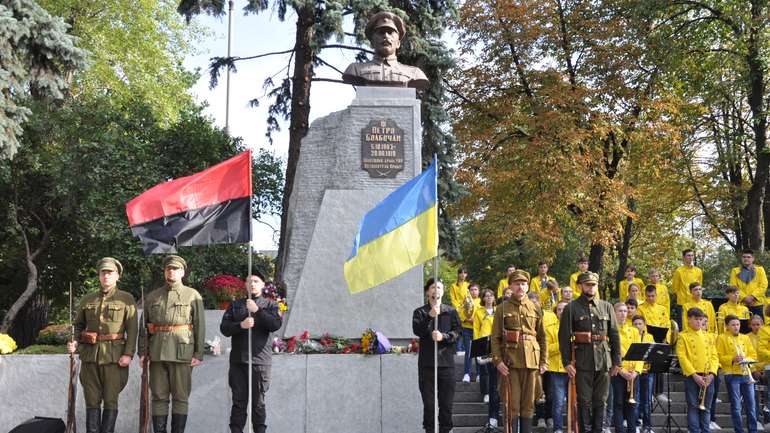 У Києві встановили пам'ятник Болбочану, який звільняв, Київ, Крим та Полтавщину від більшовиків