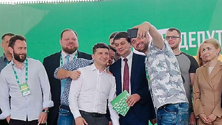 «Слуги» грабують Україну нашої мрії