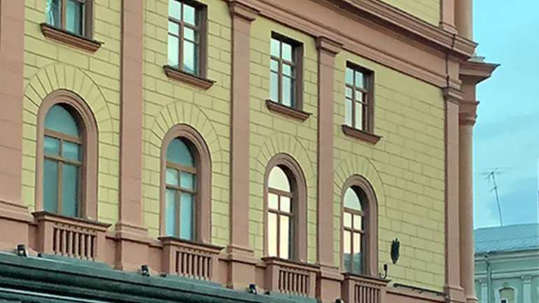 Символізм: Pussy Riot  поздоровили Путіна з днем народження ЛГБТ-прапорами