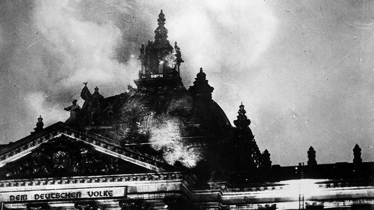 27 лютого 1933 року. Рейхстаг у вогні