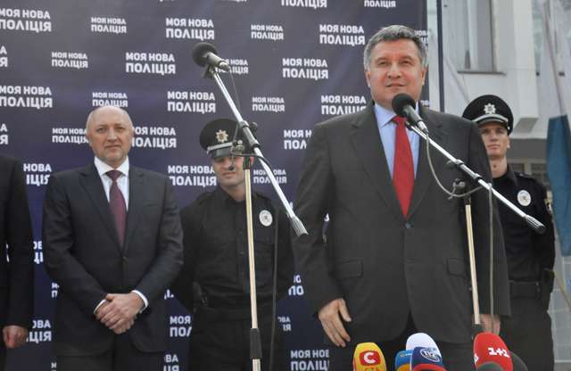 Літаки не летять і не будуть літати_15