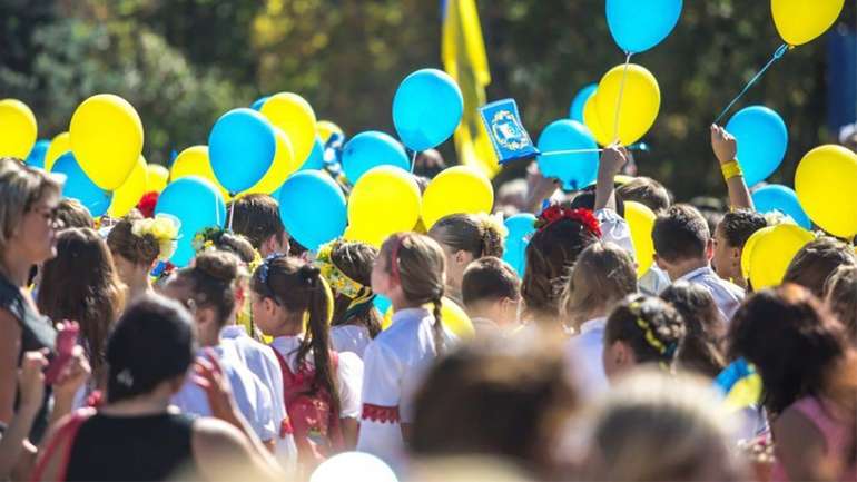 85% громадян вважають себе патріотами України, 12 % – протилежної думки