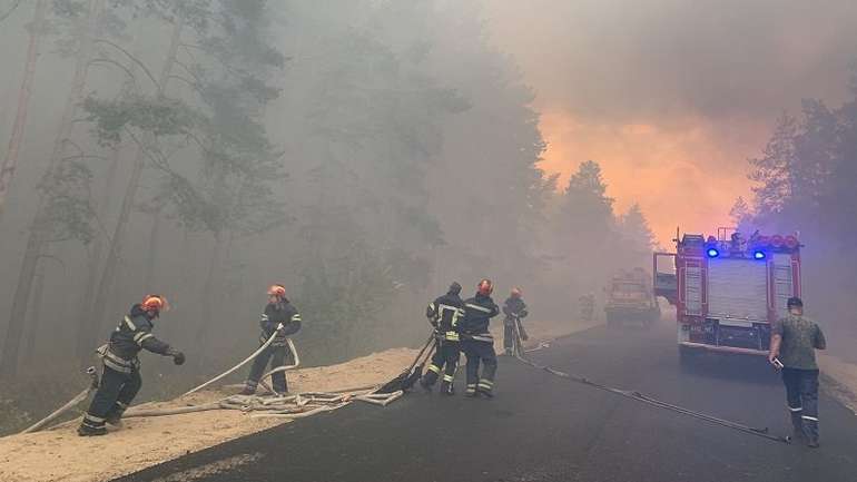 Пожежі на Луганщині: ДБР замість окупантів звинувачує ДСНС