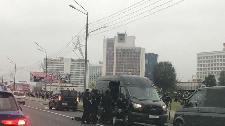 У Мінську почалися затримання протестувальників