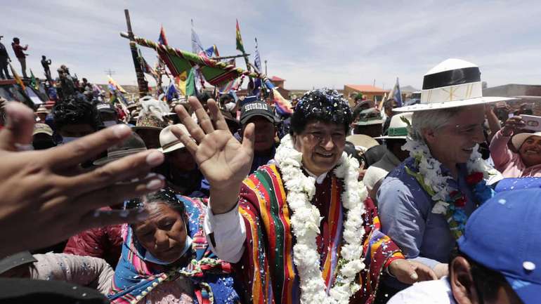 «Кокаїновий президент» Болівії уникнув відповідальності