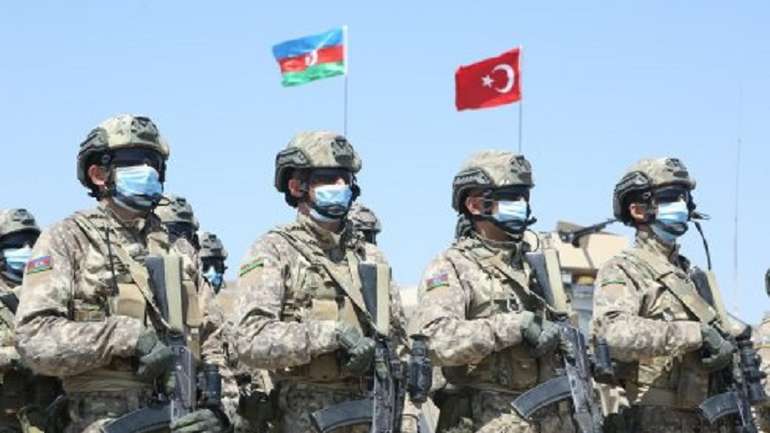 Туреччина вже готується надіслати свої війська у Карабах