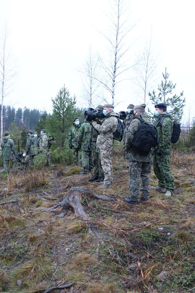 Армія Фінляндії проводить навчання на кордоні з РФ_4