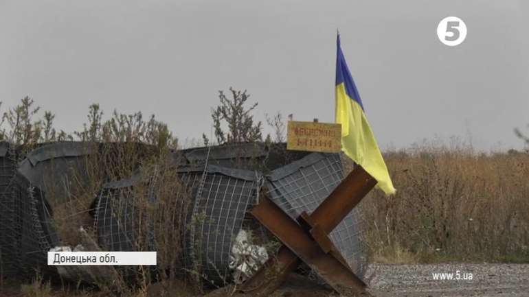 На Донеччині російські окупанти вкотре обстріляли захисників України