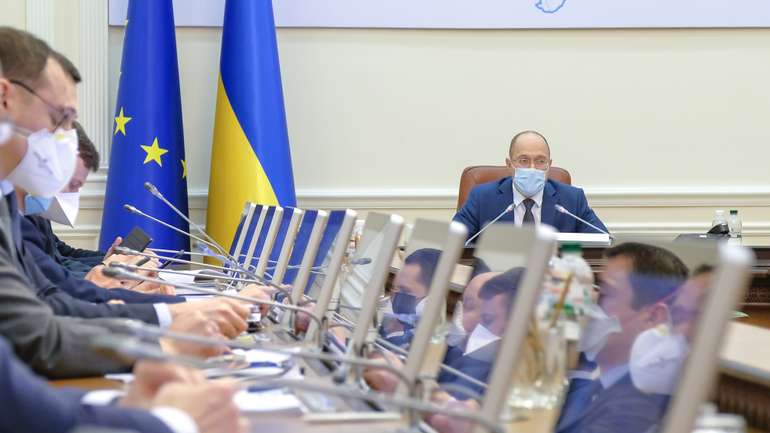 З 19 грудня в Україні діятимуть нові карантинні обмеження