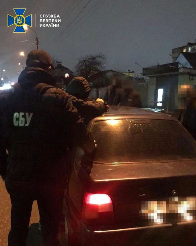 На Черкащині викрито нарколабораторію з виробництва амфетаміну на мільйони гривень_3