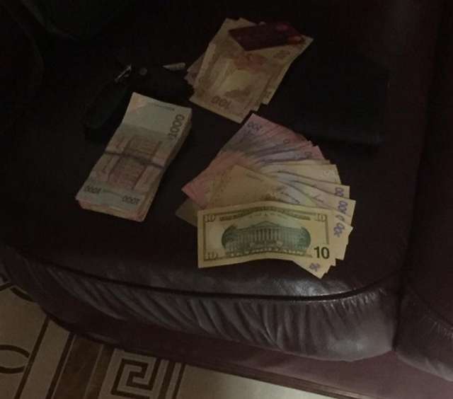 Ментовські війни: на хабарі затримали начальника управління поліції Миколаївщини_1