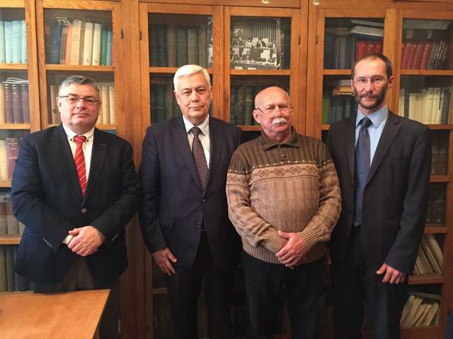 На фото (зліва направо): Петро Шатковський, Сергій Пирожков, Олександр Бєлов, Владислав Максимов