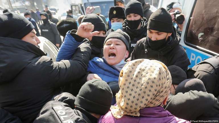 Казахстан охопили протести через відмову влади виконати резолюцію ЄС