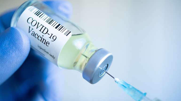 Вакцинацію проти COVID-19 проводять у 5 містах Полтавщини