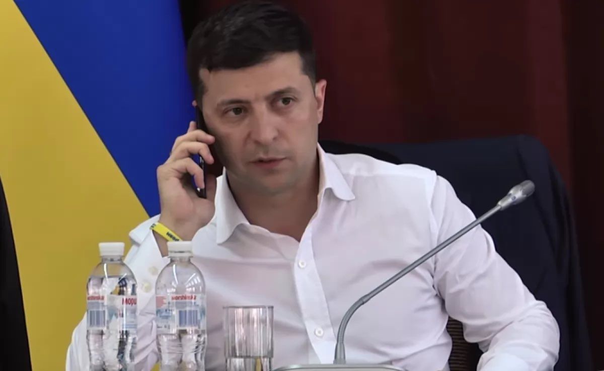 «Зе-тюрма у смартфоні»: патріоти сидітимуть, корупціонери крастимуть