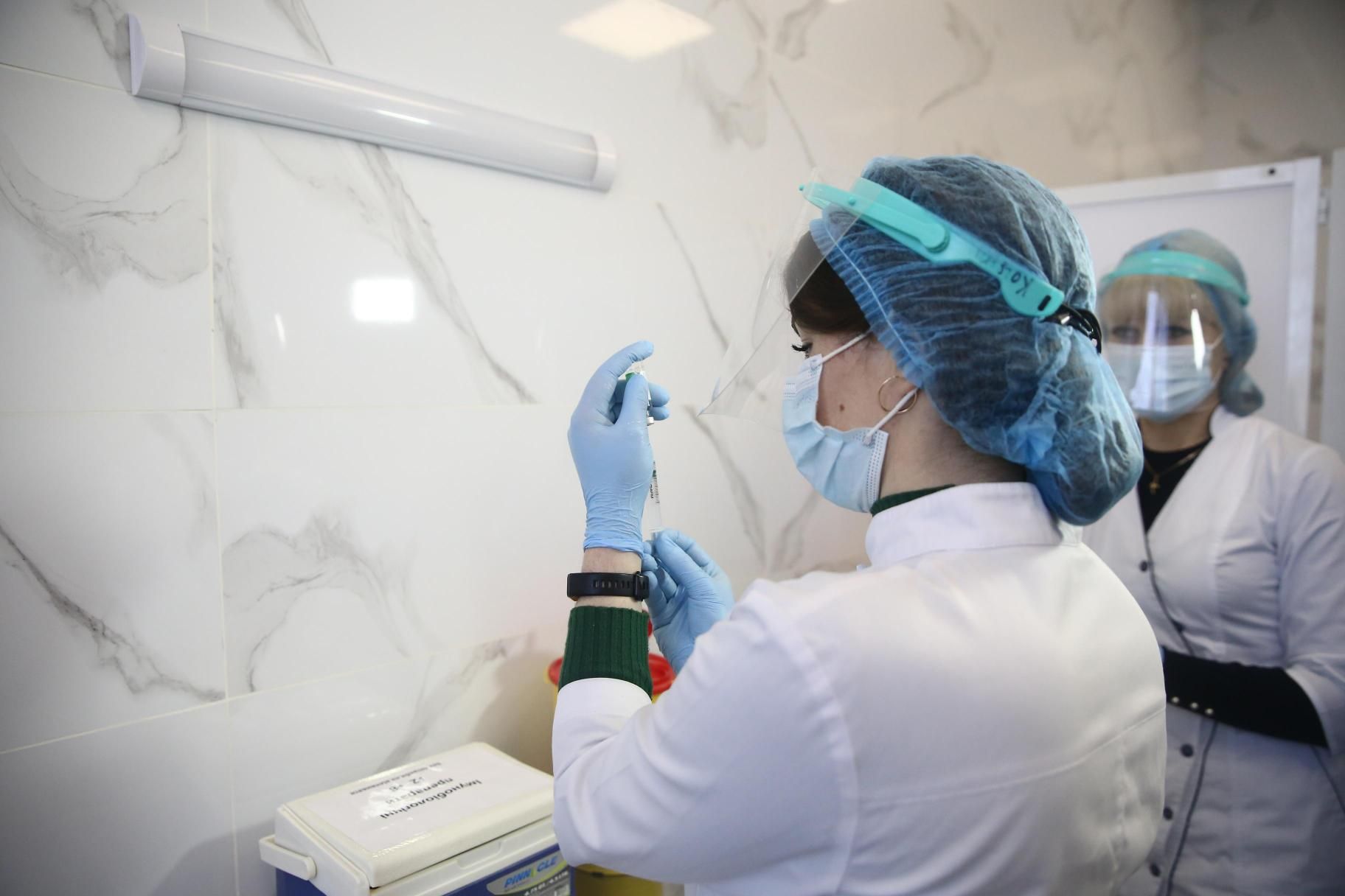 Дві мобільні бригади розпочали вакцинацію в Кременчуці