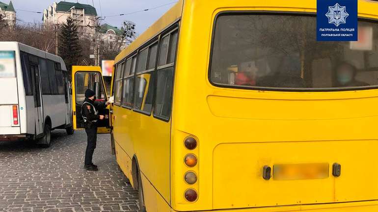 У Полтаві оштрафували водія маршрутки за 40 пасажирів у салоні