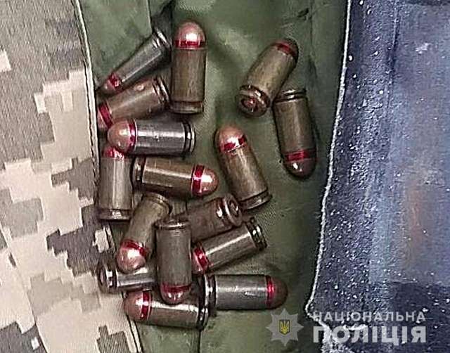 Тротилові шашки та набої знайшли на автовокзалі в Кременчуці_1