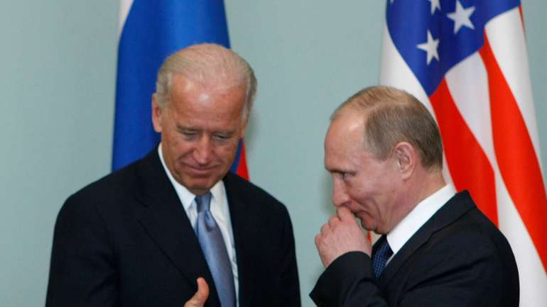 Росія відкликала посла з США після слів Байдена про "Путіна-вбивцю"