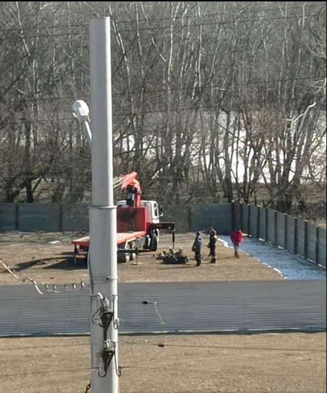 «Ми повинні приїхати з болгаркою і знести паркан в Прирічковому парку Полтави»_1