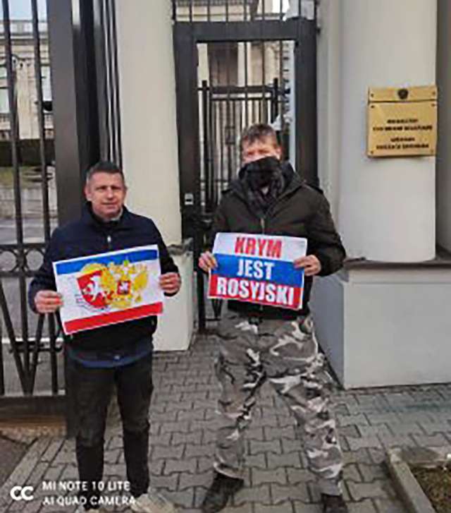 Агенти Кремля у Варшаві закликали владу Польщі визнати Крим «російським»_1