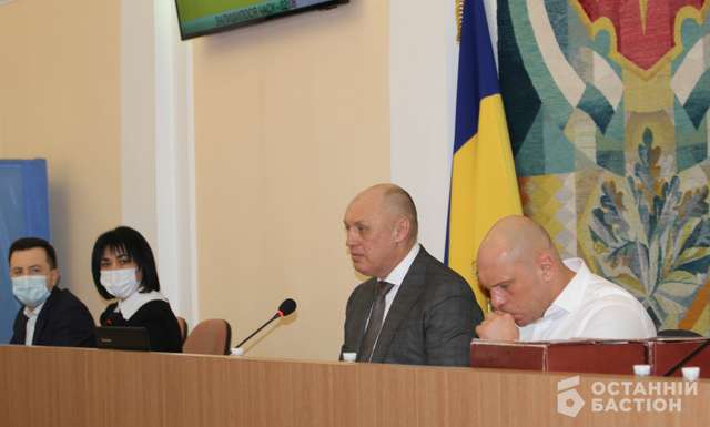 Олександр Мамай біля мікрофона