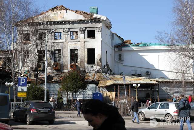 Запустити літаки з Полтави і збудувати оперу на згарищі – нові обіцянки Синєгубова_3