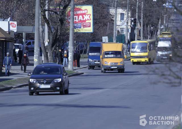 У Полтаві знову оштрафували водіїв маршруток – перевозили понад 40 людей_1