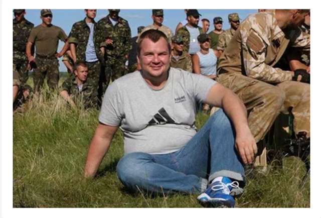 Дмитро Булатов справедливо вважається символом Революції Гідності: за страждання, пережиті ним на дачі підприємця Юрія Зозулі, де Булатова впродовж тижня катували російські спецпризначенці, Дмитро Сергійович був призначений міністром молоді та спорту України