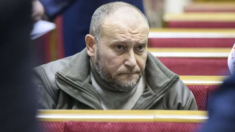 Дмитро Ярош