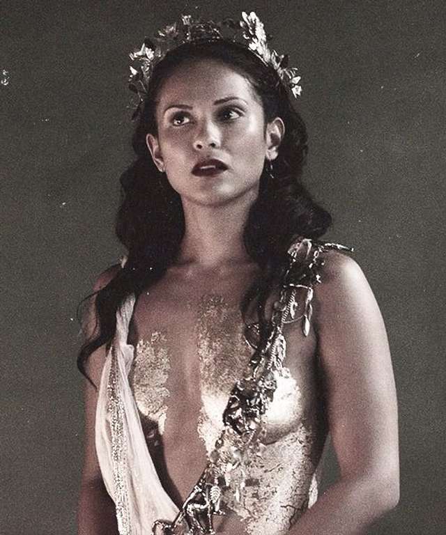 Леслі-Енн Брандт_45