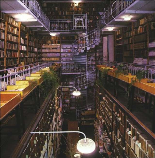 Сучасна Бібліотека імені А.П Чехова в Таганрозі