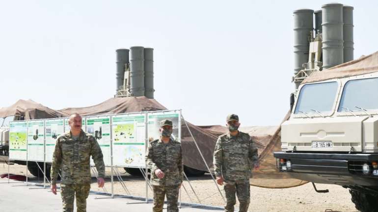 Азербайджан планує збільшити власне військо і придбати нову зброю