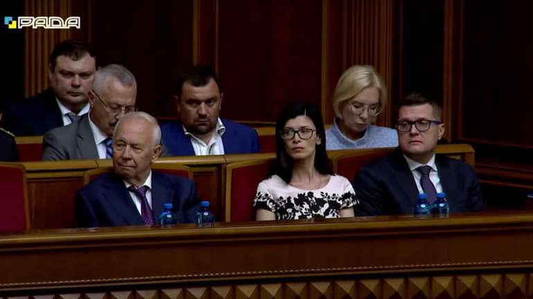 На виступ Зеленського в День Конституції у парламент запросили Рибака – спікера часів Януковича