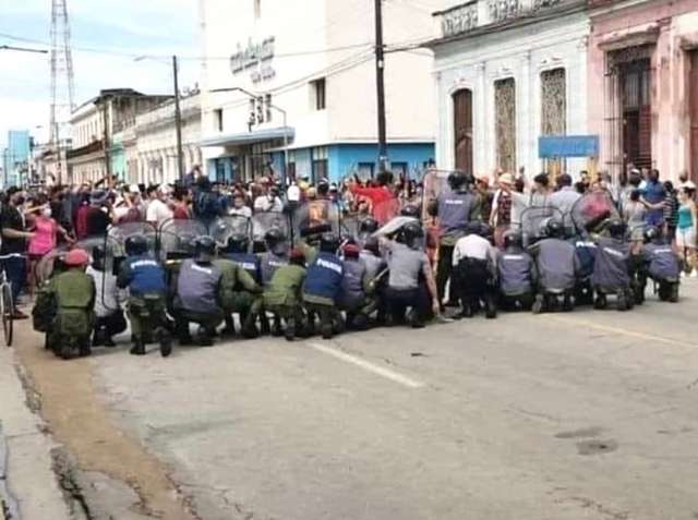 Кубинська поліція 