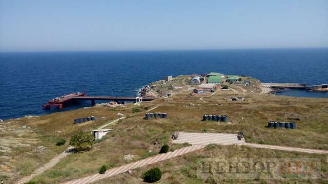 Путін націлився на острів Зміїний_3