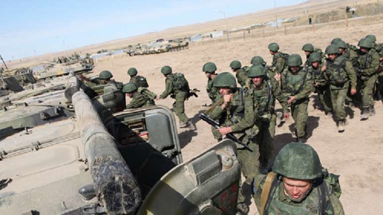 Війська РФ терміново орґанізують навчання на кордоні з Афґаністаном