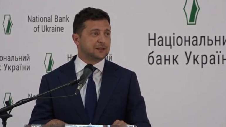 НБУ — незалежний від української держави реґулятор, який контролюється зовні