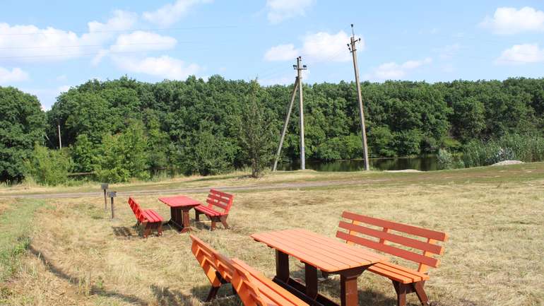 У Карлівці взялися створювати нову зону відпочинку для містян