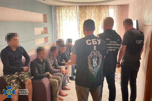 СБУ затримала афганців, які намагалися нелегально потрапити до ЄС_1