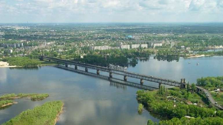 У Кременчуці знову обмежують рух на Крюківському мосту