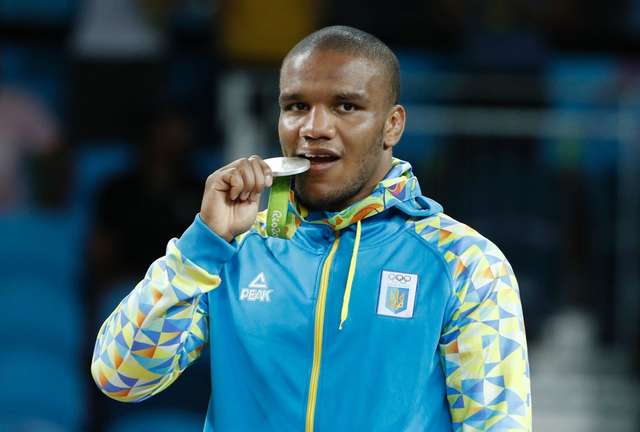 Перше золото України. Беленюк переміг у фінальній сутичці на Олімпіаді_7