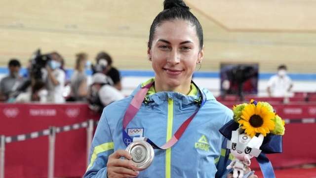 Велогонщиця Олена Старікова завоювала срібло Олімпіади в Токіо_4
