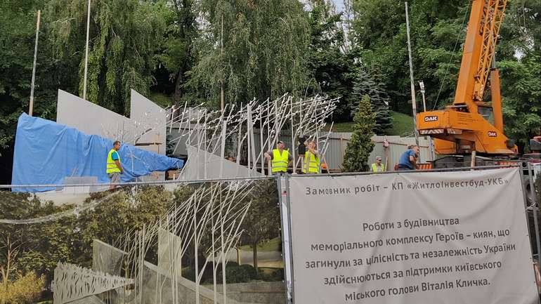 Кличко патронує створення меморіалу Героям за незалежність у вигляді металевого очерету