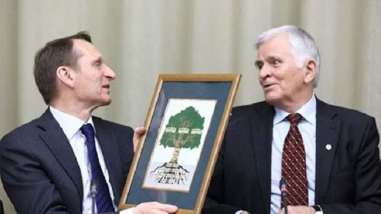Путінський поплічник С. Наришкін (ліворуч) і академік-українофоб П. Толочко (праворуч)