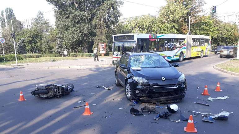 ДТП у Горішніх Плавнях — травмовано скутериста