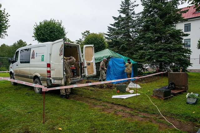 Латвія позбувається символів совєцької окупації_4